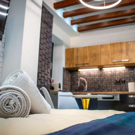 St. Tatti Luxury Studio Appartamento Salonicco Esterno foto