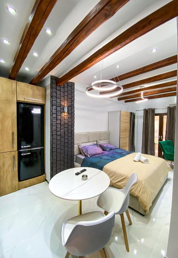 St. Tatti Luxury Studio Appartamento Salonicco Esterno foto