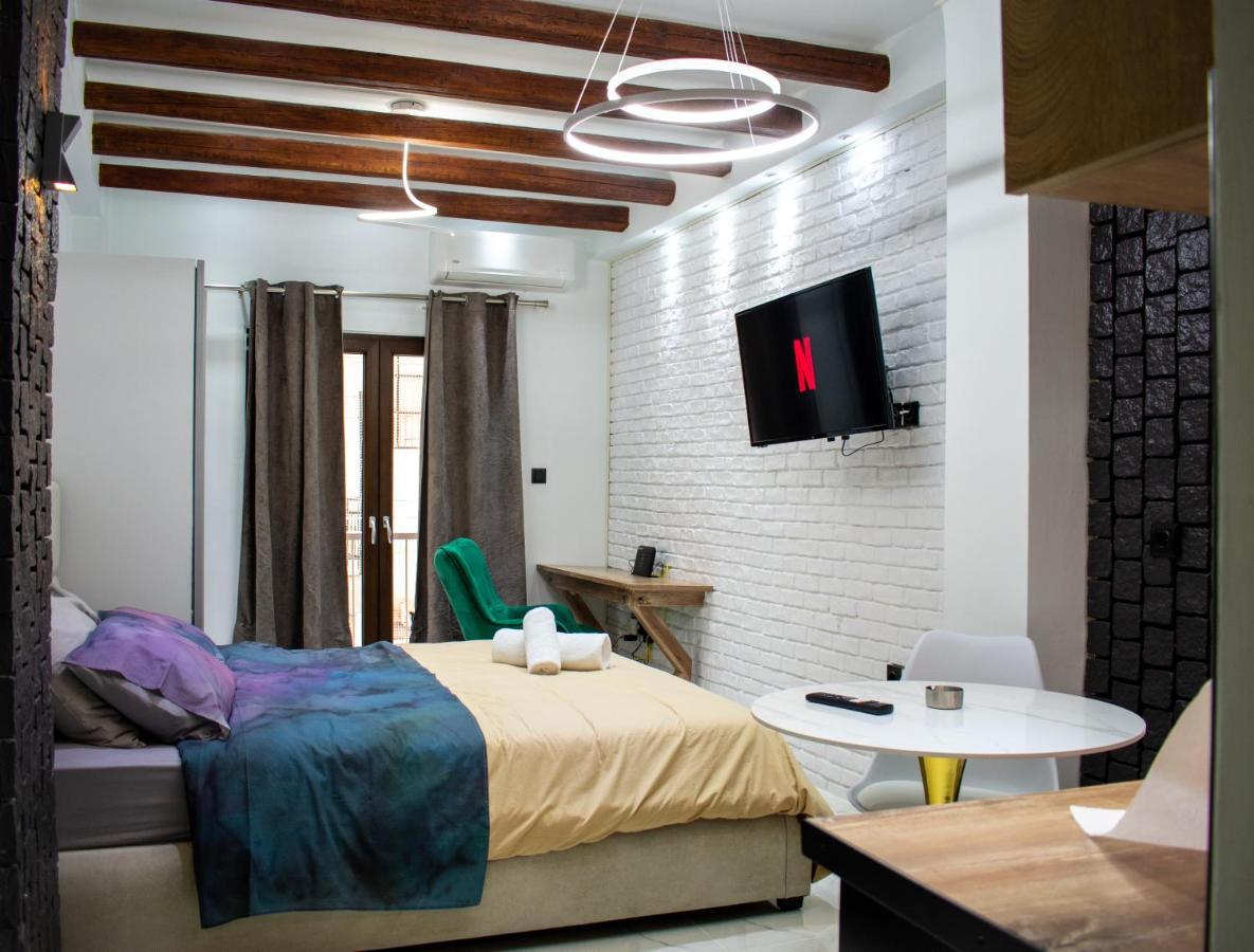 St. Tatti Luxury Studio Appartamento Salonicco Esterno foto